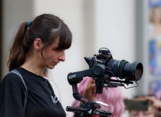 Jak ustabilizować regał?