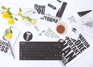 Co obejmuje wyposażenie magazynowe?