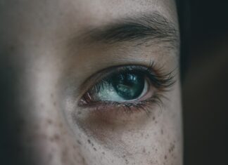 Ile lumenów może uszkodzić wzrok?